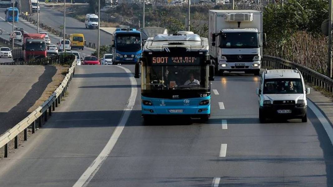 İstanbul'un en tıklım tıklım otobüsü o çıktı! 500 T'den daha dolusu da varmış: İşte 500 T'nin tahtını alan o hat 2